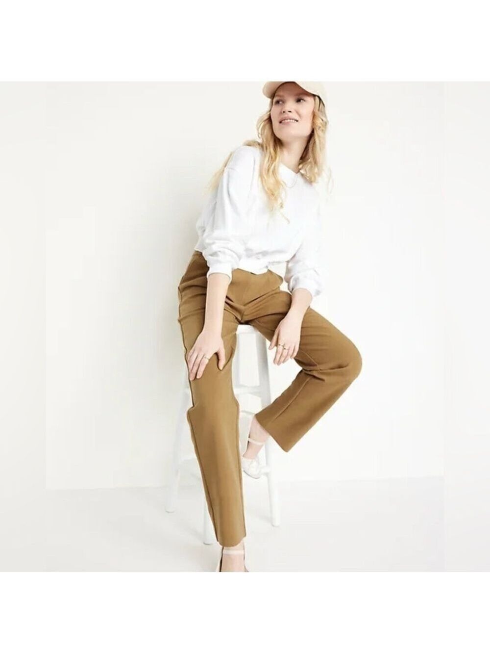 Old Navy Extra High-Waisted Taylor Trouser Straight Pants colour cliff top XL